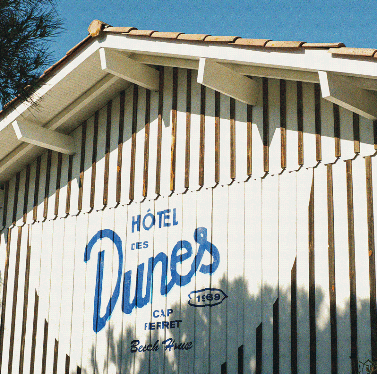 Hôtel des Dunes - Atelier Deux-Cé