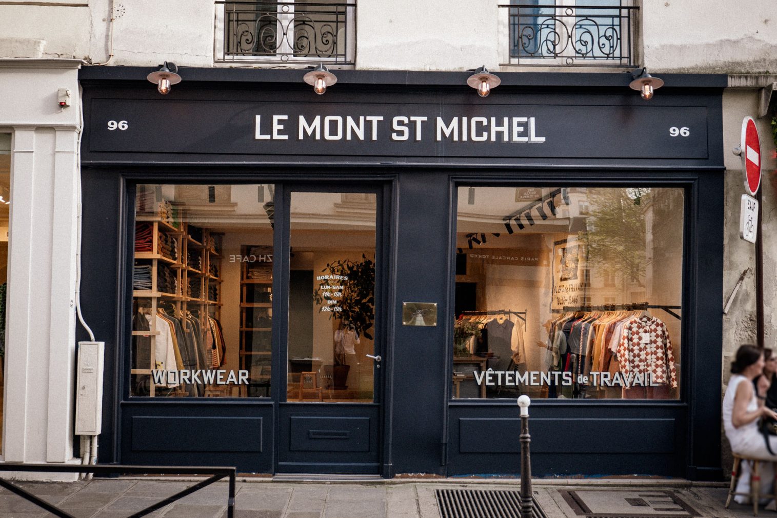 Le Mont Saint Michel, Paris & Seoul - Atelier Deux-Cé