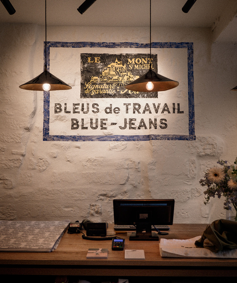 Le Mont Saint Michel, Retail - Atelier Deux-Cé
